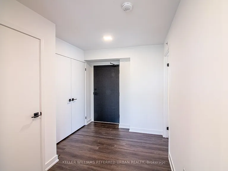 609 Sherbourne St #2104 — Photo 15