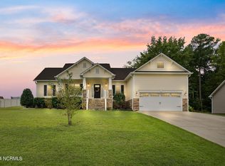 108 Belle Meade Ct, Benson, NC 27504