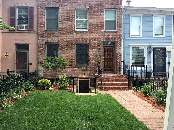4th image of 726 Maryland Ave NE