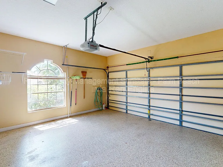 71 Cayman Pl — Photo 44