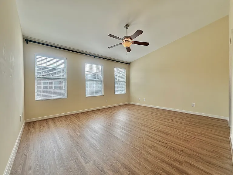 12754 Livengood Ln — Photo 18