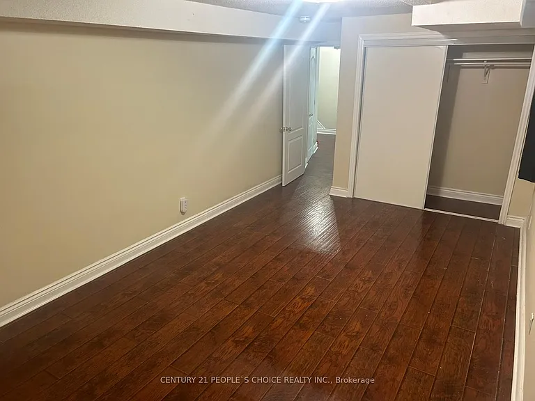 4 Sivyer Cres #BASEMENT — Photo 7