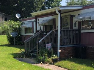 216 Penrose Ln, Wellford, SC 29385