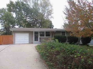 5909 N Michigan Ave, Kansas City, MO 64118