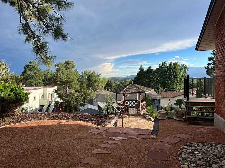 3245 Montebello Dr W — Photo 28
