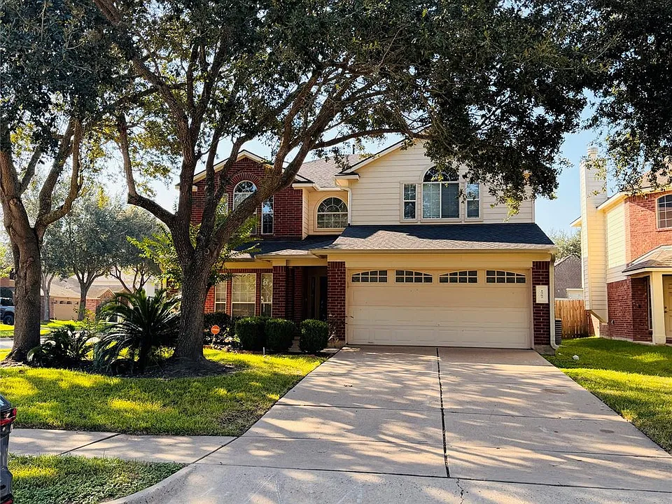 1907 Appleton Dr