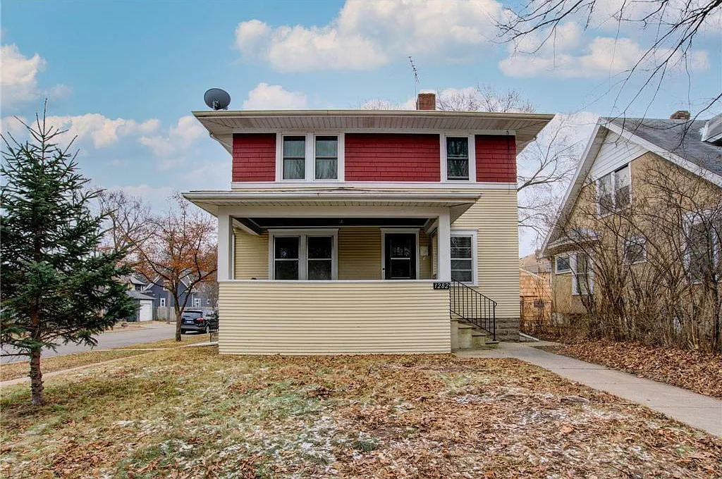 1282 Thomas Ave — Photo 1