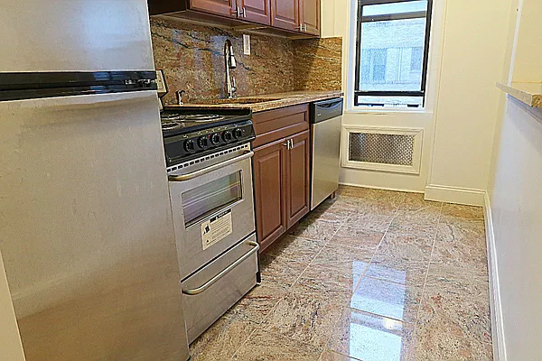 Rented by Level Group | media 13