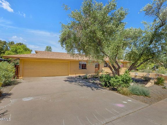 2nd image of 2116 S Ventura Dr