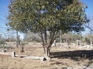 339 Ingram Hills Rd, Ingram, TX 78025