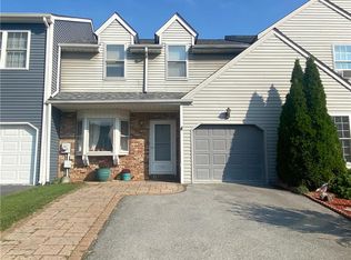 107 Brookfield Dr, Macungie, PA 18062