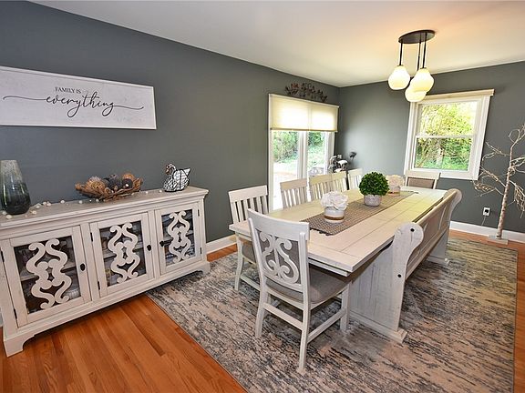 5th image of 9 Little Spring Run