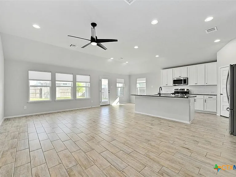 250 Sage Meadows Dr — Photo 6