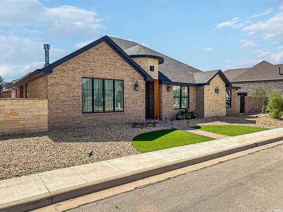 3rd image of 23 Broadmoor Park #35A