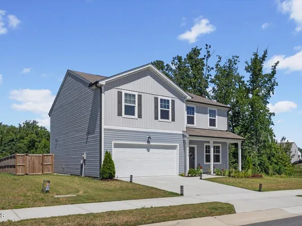1717 Arapahoe Ridge Dr, Raleigh, NC 27604