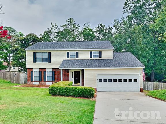 2nd image of 5 Red Thorn Ct