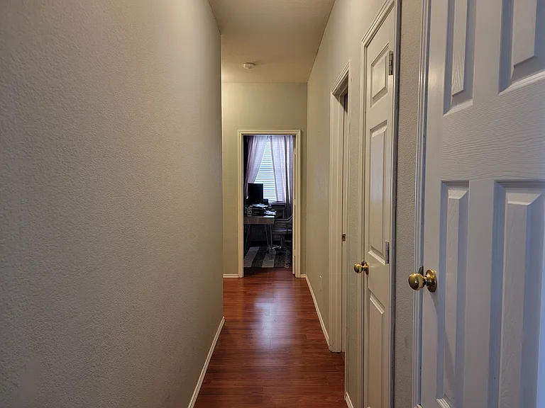 3132 Deleon Dr — Photo 19