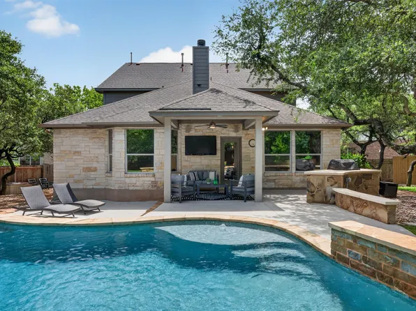 8025 Levata Dr, Austin, TX 78739