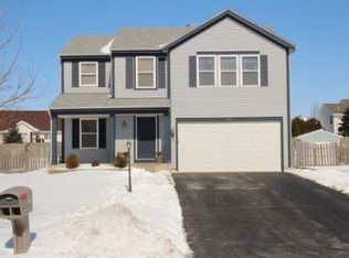 339 Springmeadow Dr, Poplar Grove, IL 61065