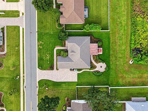 2nd image of 4015 SE 22ND STREET