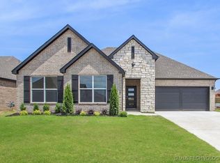 6301 N 30th St, Broken Arrow, OK 74014