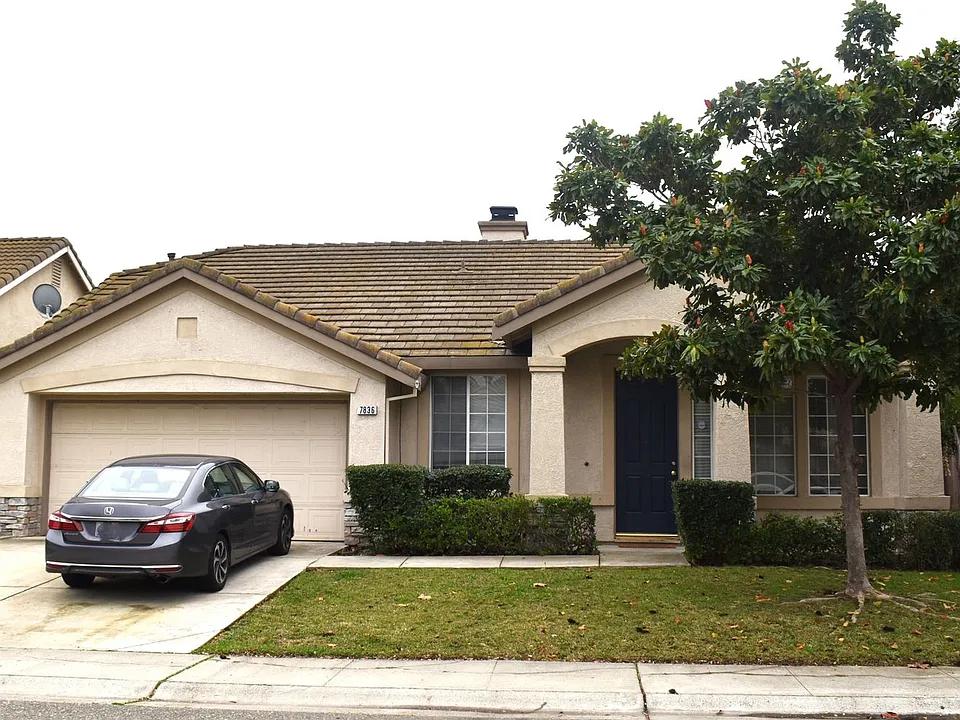 7836 Calzada Way