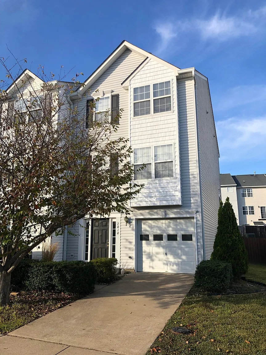 7010 Wytheville Cir photo 1