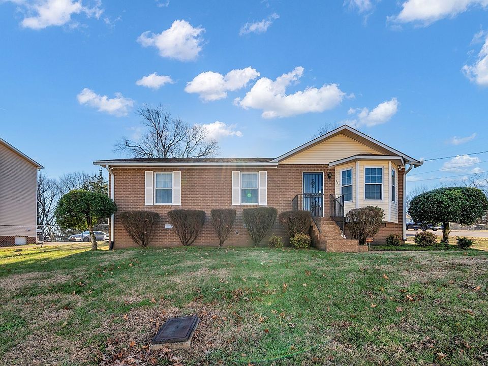 1st image of 717 Flint Ridge Dr