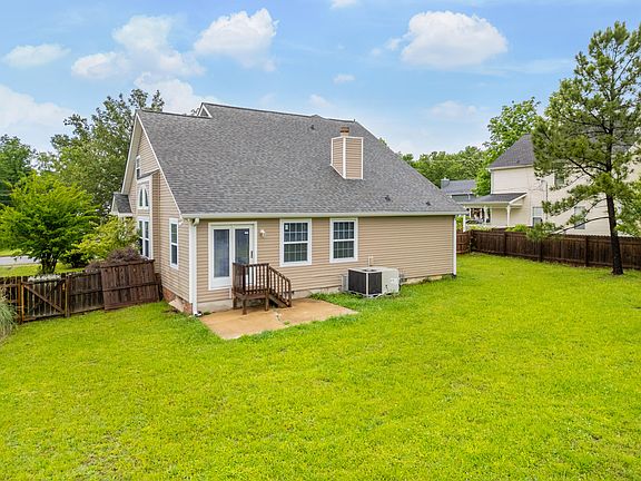 5th image of 2312 Ashford Dr