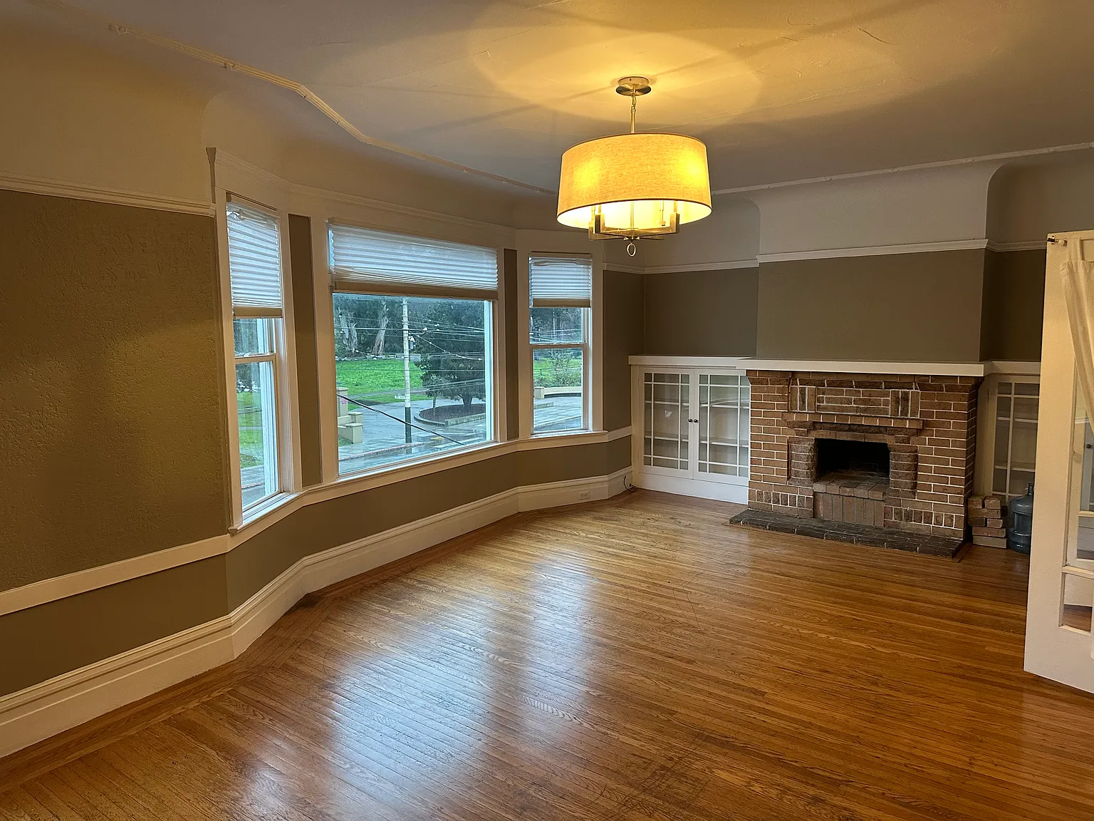 2 bed, 1.5 bath, 1651 sqft, $6,500 — Photo 1