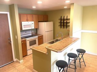 64 Kunihi Ln APT 334, Kahului, HI 96732