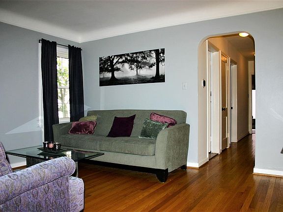 3rd image of 2082 Brys Dr