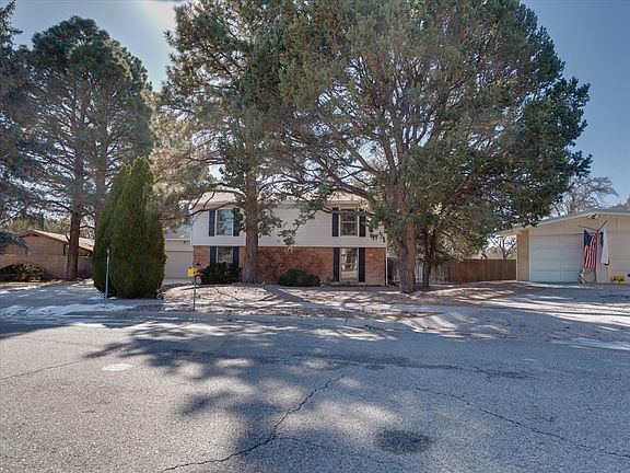 3rd image of 202 Garver Ln