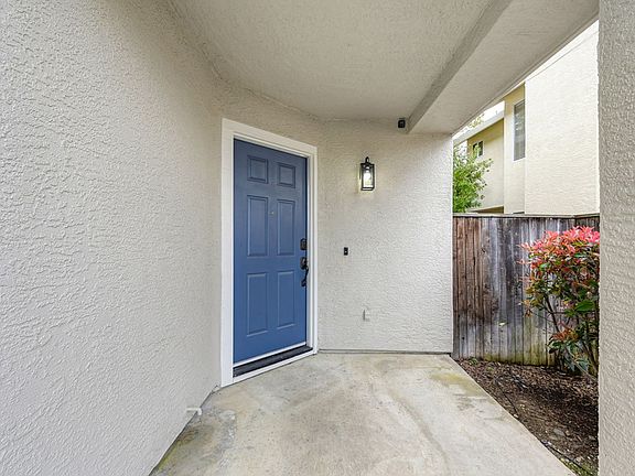 5th image of 3328 Apollo Cir