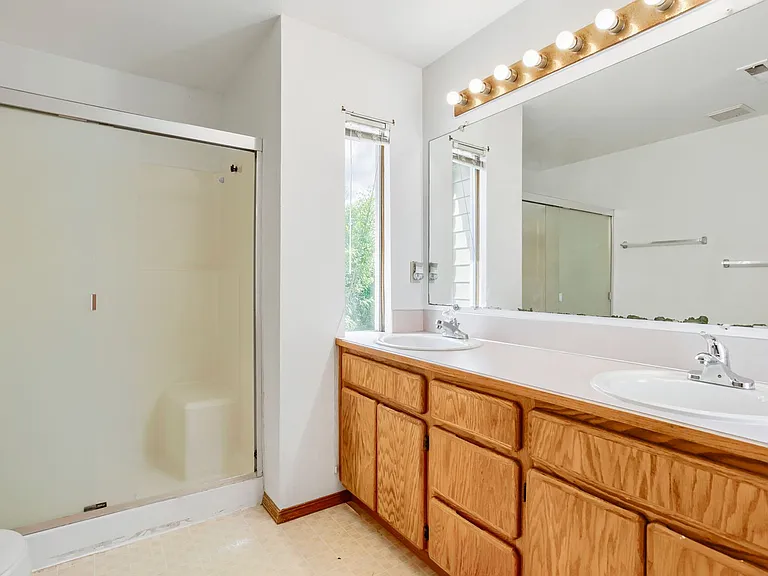 17892 NW Deerfield Dr — Photo 16