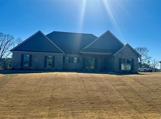 45 Refuge Ct, Wetumpka, AL 36092