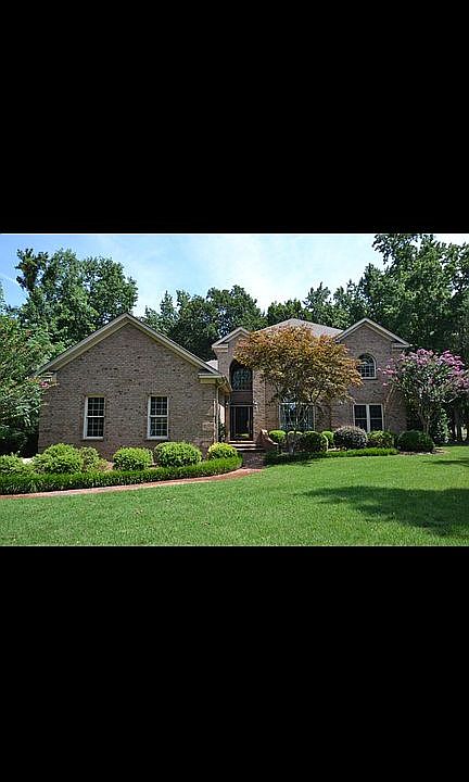 1st image of 303 Bluebeech Ln