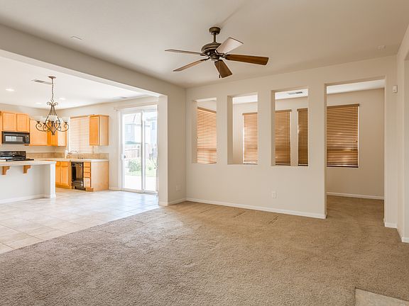 3rd image of 8434 W Wing Dr