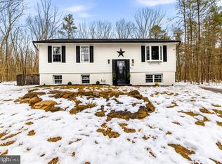 22 Debras Ln, Sicklerville, NJ 08081