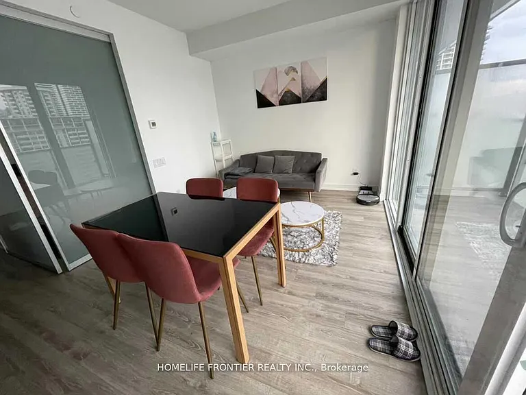 28 S Wellesley St E #1503 — Photo 9