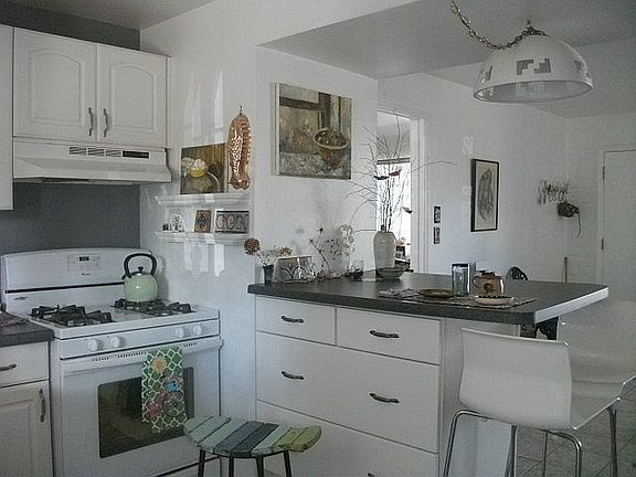 5th image of 484 S La Canada Dr Unit C