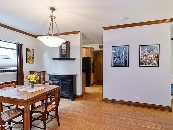 4th image of 842 S Wesley Ave APT 1