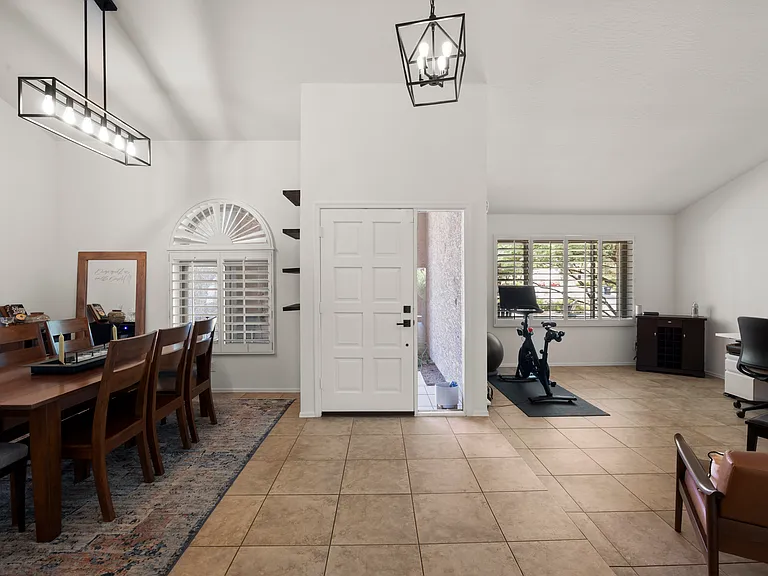 4327 E Lupine Ave — Photo 4