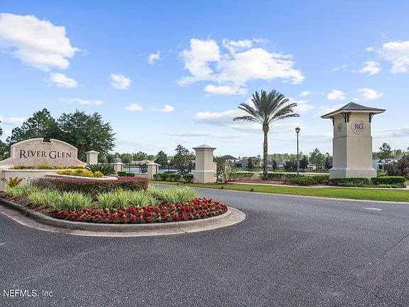 3rd image of 65466 RIVER GLEN Parkway