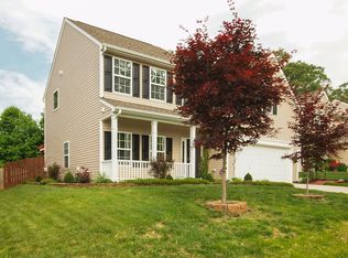 2453 Fiddlers Glenn Dr, Winston Salem, NC 27127