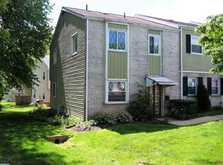 14 Cayuga Ct, Reading, PA 19607
