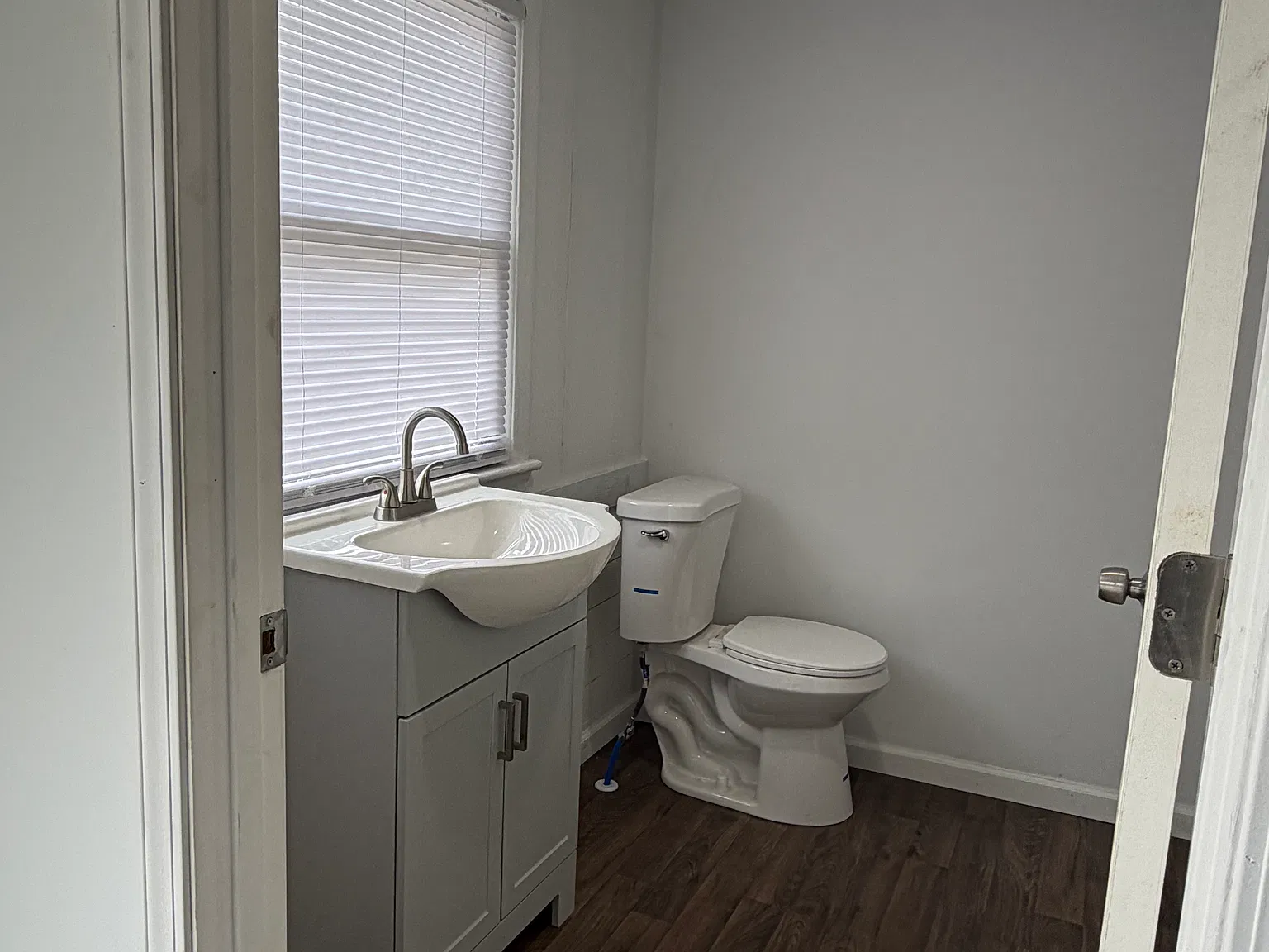 3 bed, 990 sqft, $1,100 — Photo 3