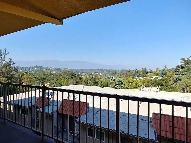 Acre Heights Apartments — Photo 16