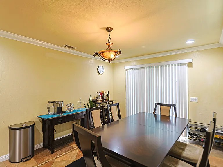 119 S Jeanine Way — Photo 3