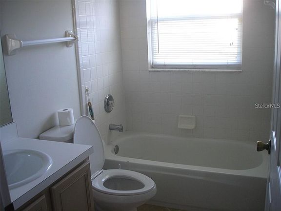 4th image of 3801 Heritage Oaks Ct